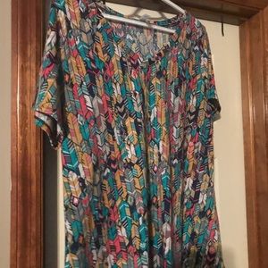 Xl lularoe christy tee.